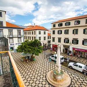  Aparthotel Esmeralda Holidays