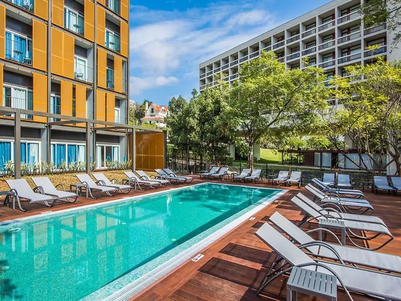 Pestana Casino Studios Funchal  4*, Funchal (Madeira)